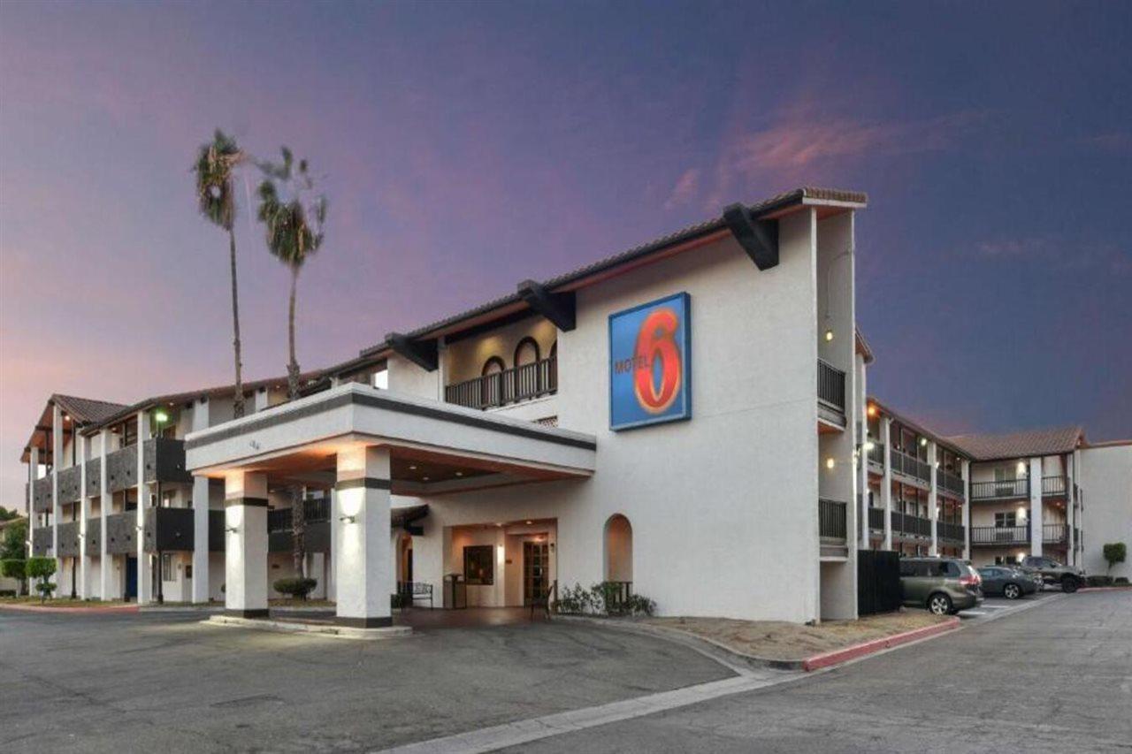 Motel 6 Ontario Ca Convention Center Airport Extérieur photo