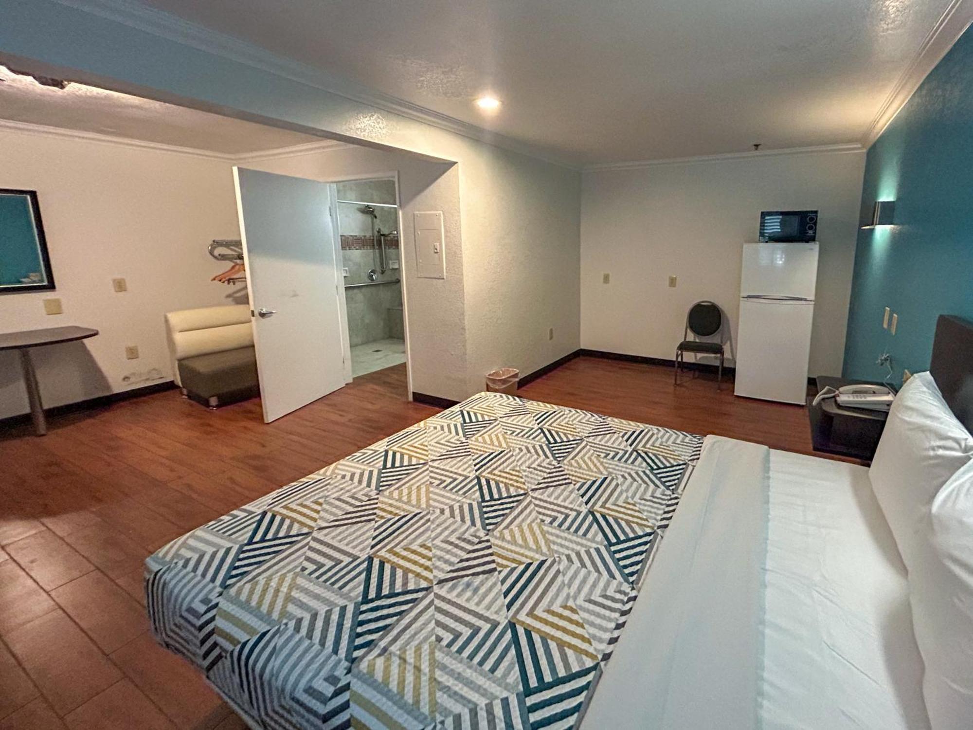 Motel 6 Ontario Ca Convention Center Airport Extérieur photo