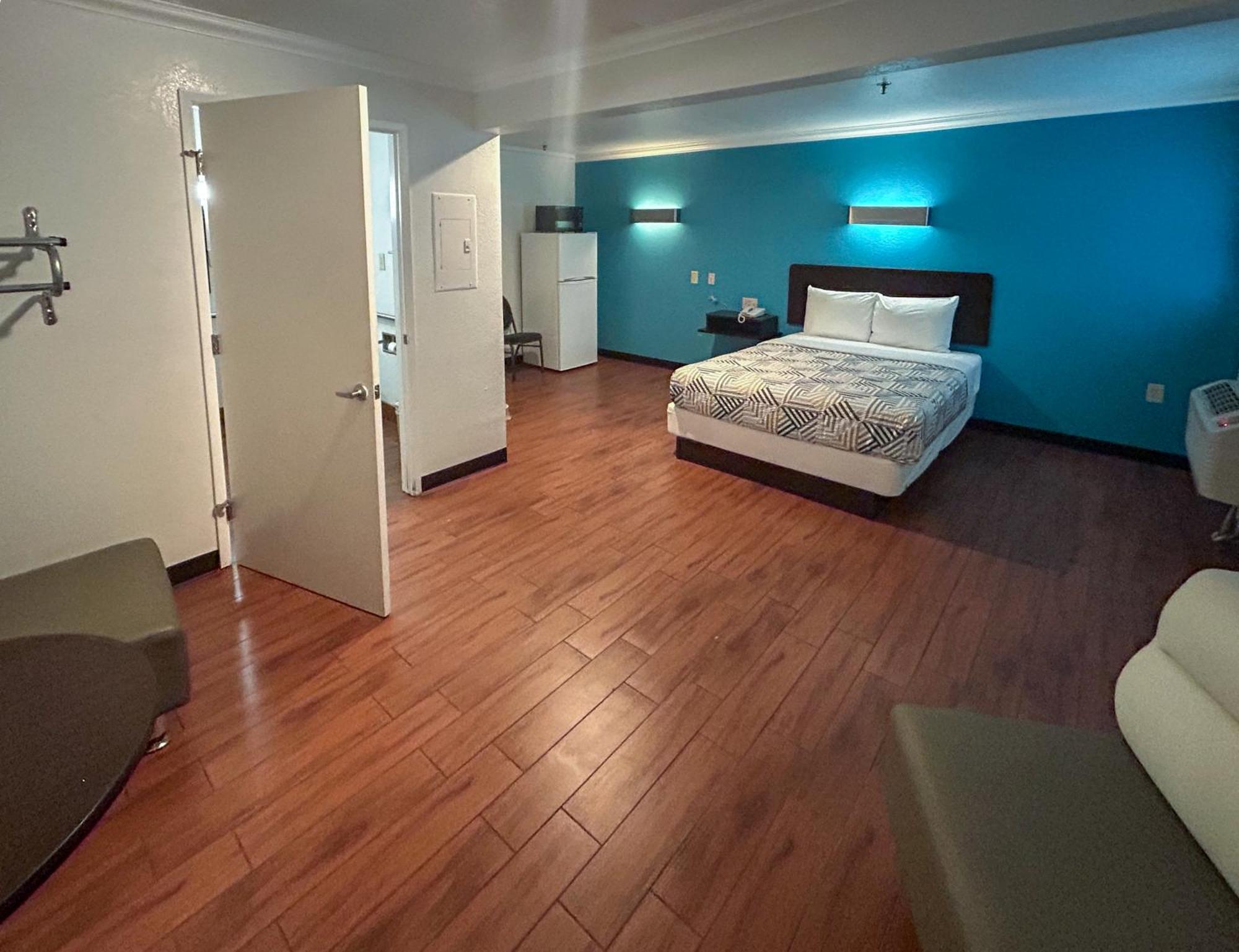 Motel 6 Ontario Ca Convention Center Airport Extérieur photo