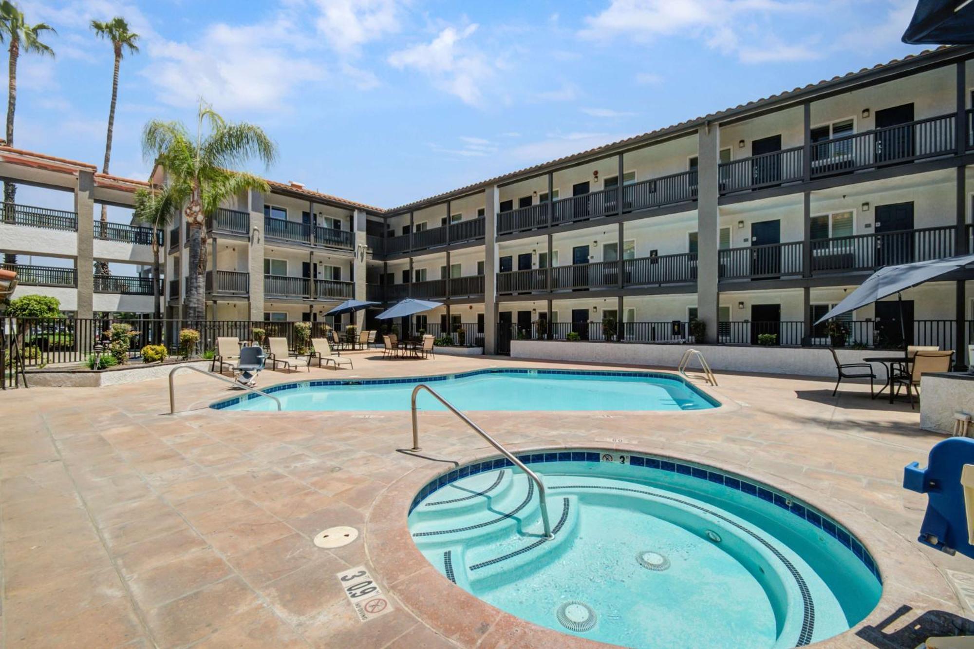 Motel 6 Ontario Ca Convention Center Airport Extérieur photo